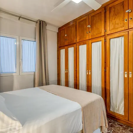 Hanami Avenida De Espana Mountain View 4d Estepona